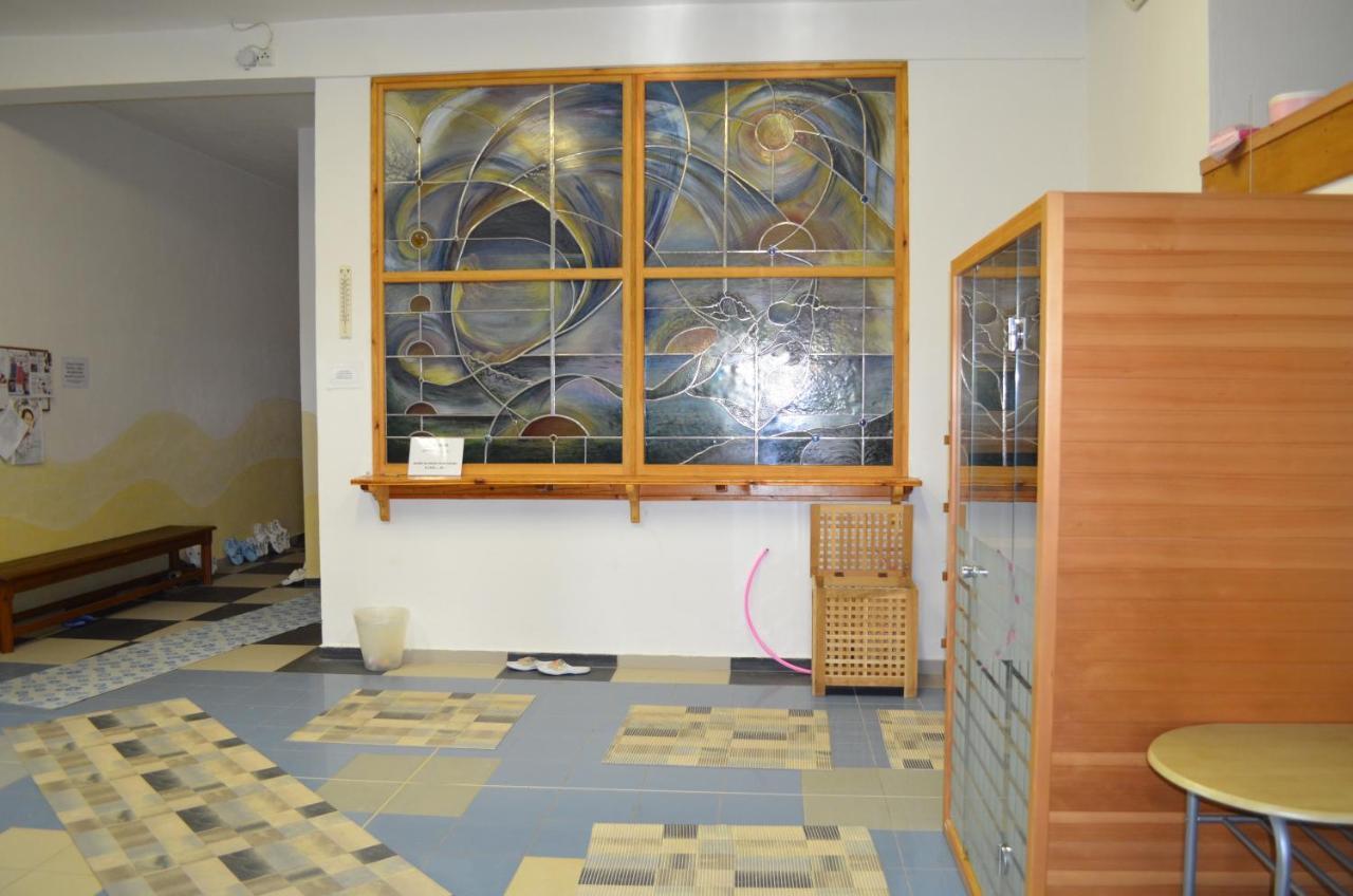ホテル Famozclub Bakov nad Jizerou エクステリア 写真